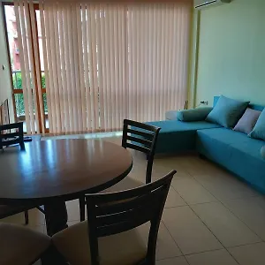 Apartman съни бей, Napospart